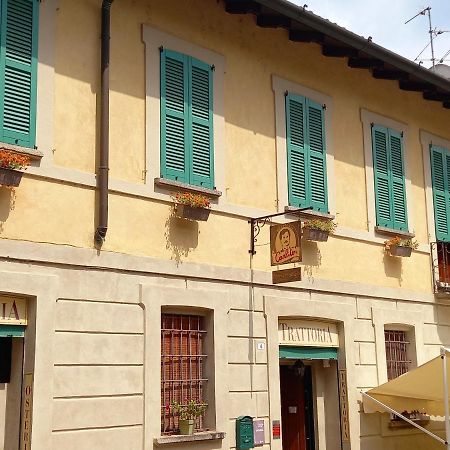 Carlito'S Trattoria Con Alloggio Vertemate ภายนอก รูปภาพ